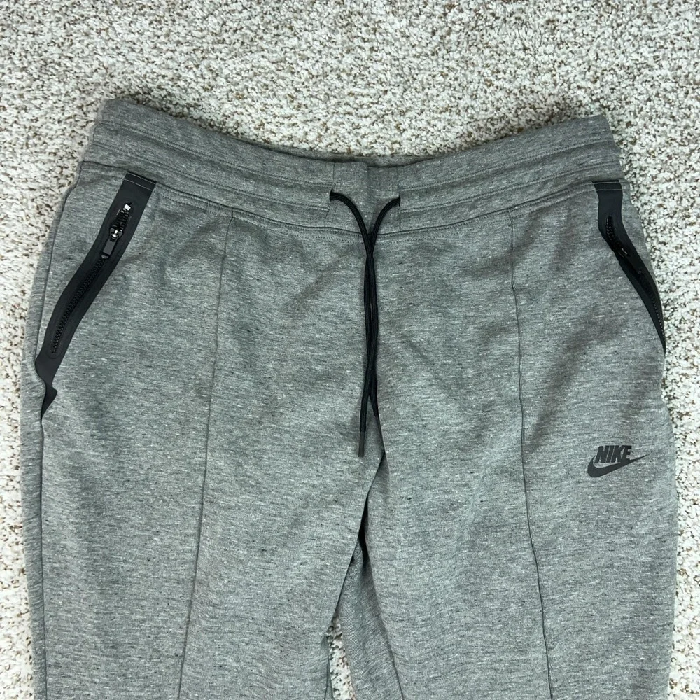 Nike Pants Womens XL Gray Tech Fleece Jogger Zip Pockets Running Gym Sport Logo